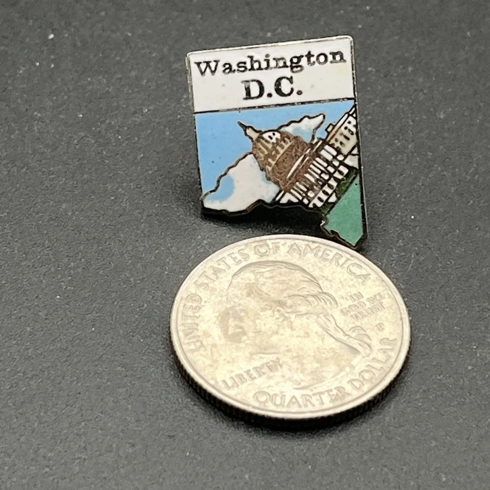 Washington D.C. Capitol Building United States‎ Of America Lapel Hat Pin